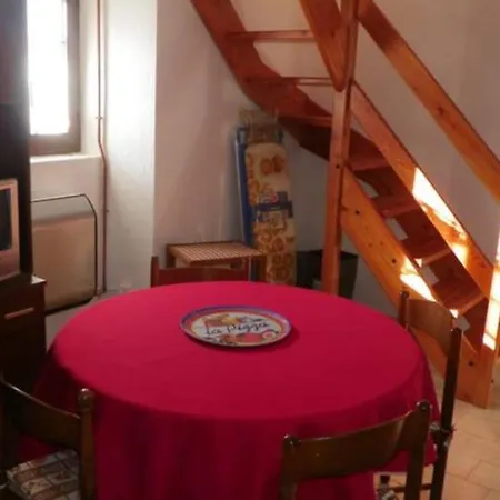 Apartment Rustico Con Due Entrate